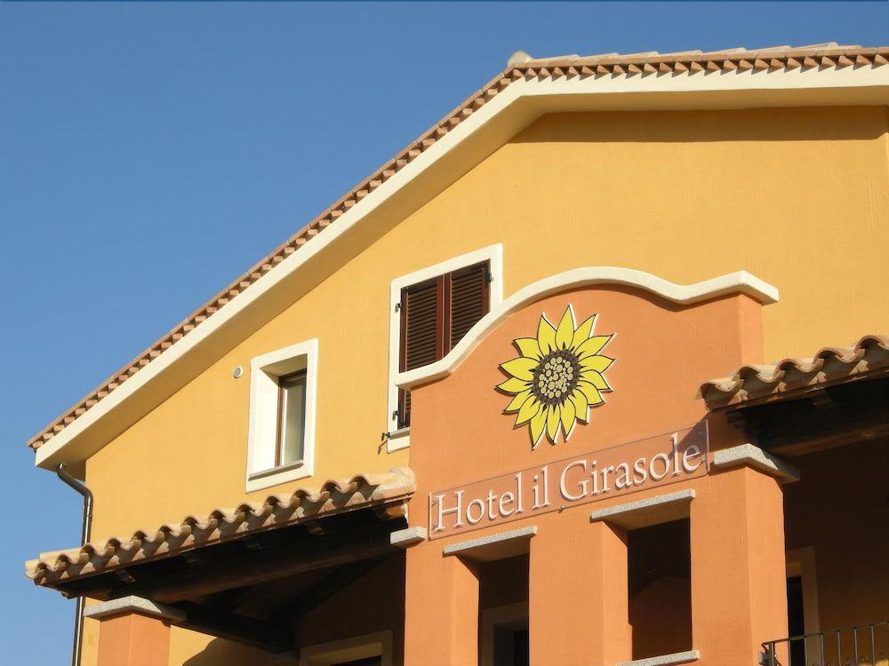 Il Girasole Hotel Villasimius Eksteriør billede